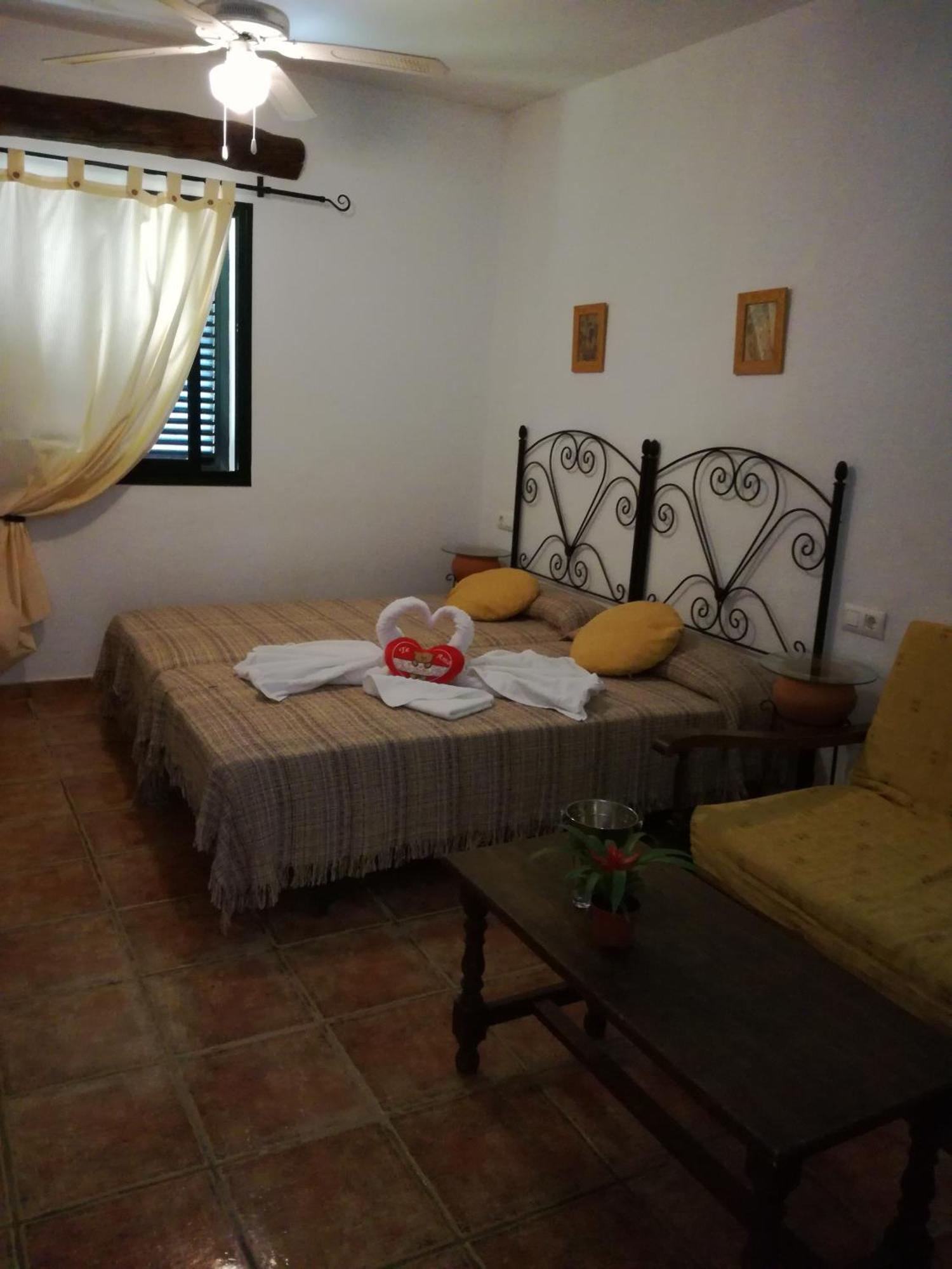 וחר דה לה פרונטרה Casa Rural El Cubillo מראה חיצוני תמונה